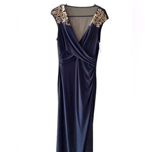 Lauren Ralph Lauren Evening Black Mesh and Gold Formal Gown Embellished Shoulder